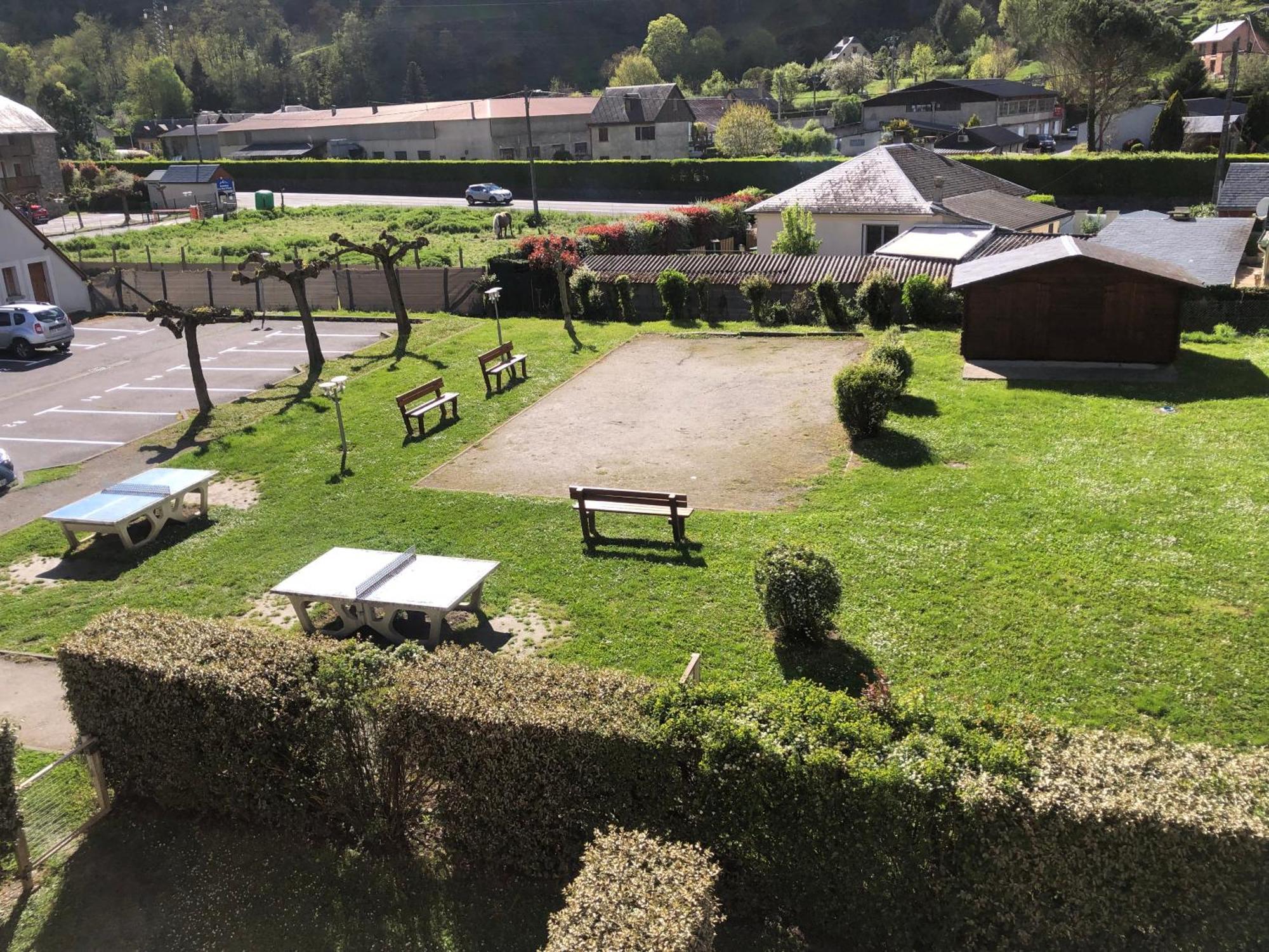 Appart T 3 Bagneres-De-Luchon Vue Montagne - Piscine Mi Juin Bagian luar foto